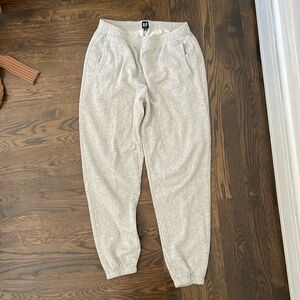 GAP - gray sweatpants - size Large Tall - Worn just a few times!